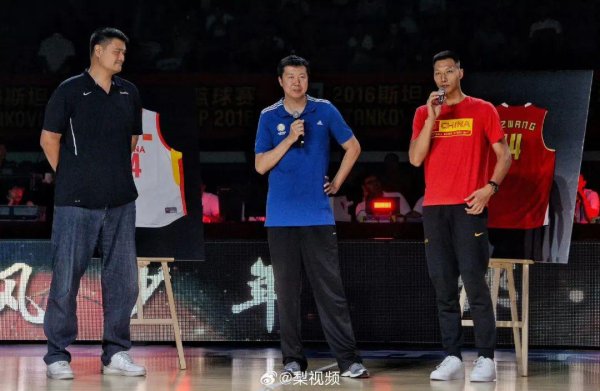 长沙股票配资 杨瀚森给中国NBA球员排名: 第一到第五是姚明、易建联、王治郅、孙悦和林书豪